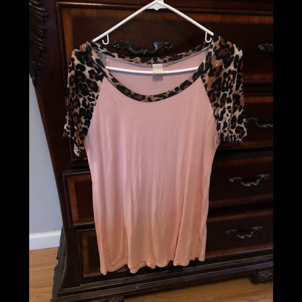 Top - Picture 2 of 4